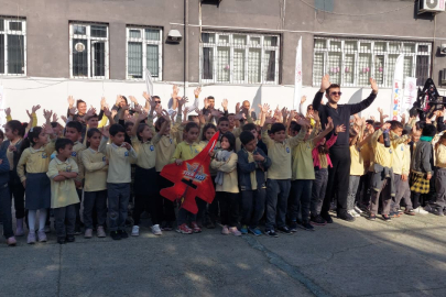 Teknoloji Etkinliğinde Eğlenerek Öğrendiler