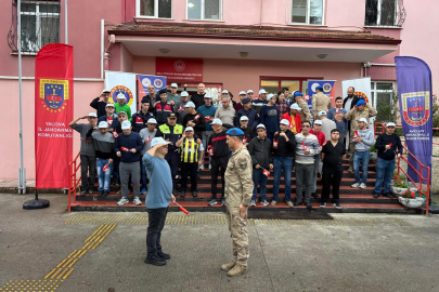 Engelliler Jandarmaları Asker Selamı İle Karşıladı