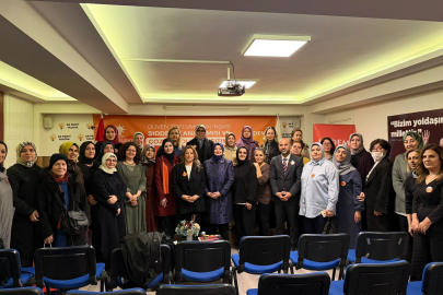 Ak Parti’den Şiddetin Anatomisi Eğitimi