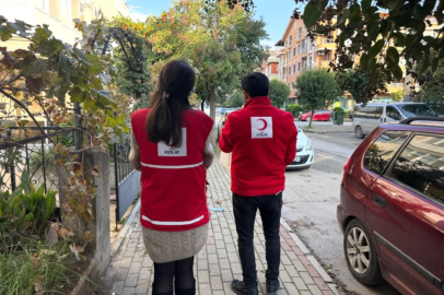 Kızılay Yalova’dan İhtiyaç Sahibi Ailelere Gıda Desteği