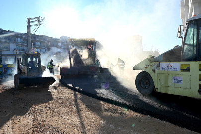 MKP’de Asfalt Ve Tretuvar Çalışmaları Sürüyor