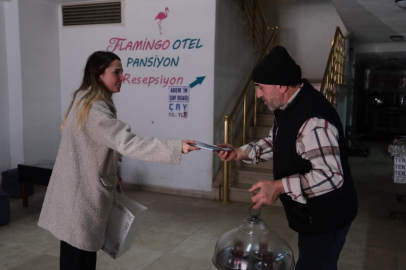 Esnaflara Takvim Dağıtıldı