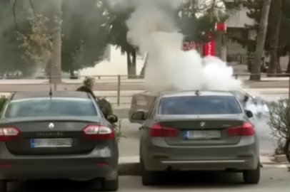 Park Halindeki Araç Alev Aldı