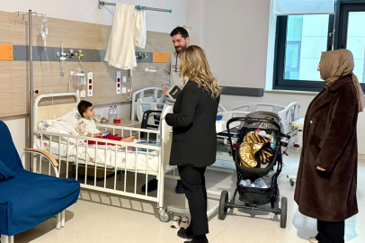 Ak Kadınlar Kalplere Dokundu