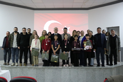 İstiklal Marşı’nı En Güzel Okumak İçin Yarıştılar