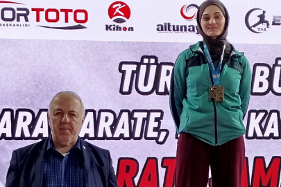 Zührenaz Ocak Türkiye Şampiyonu Oldu