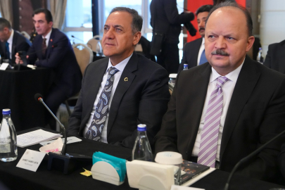 Vali Usta Valiler Buluşmasına Katıldı