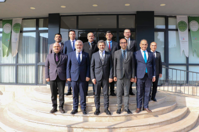 Mete Yalova'da Hayat Boyu Öğrenme Faaliyetlerini İnceledi