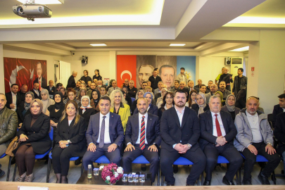 "Ak Parti Milletin Sesi, Umudun Adresidir"