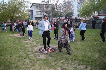 Hıdırellez Kutlamasında Renkli Görüntüler Oluştu