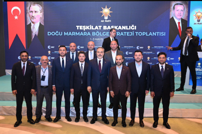 Ak Parti Yalova Heyeti Hakan Fidan'la Buluştu