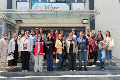 Gönüllü Öğretmenlere Afetlerde Çocuk Hakları Eğitimi