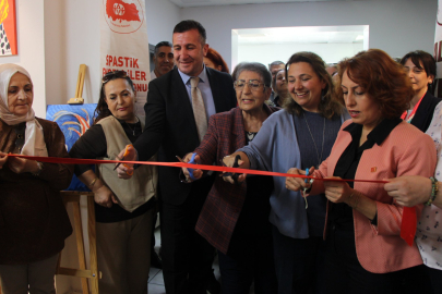 Anne Çocuk Sergisi Büyük İlgi Gördü