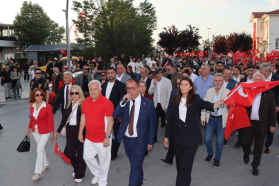 "Gençlik Laik Cumhuriyetin Öncüsüdür"