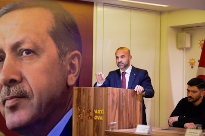 “Ak Parti Hizmet Siyasetinin Öncüsüdür”