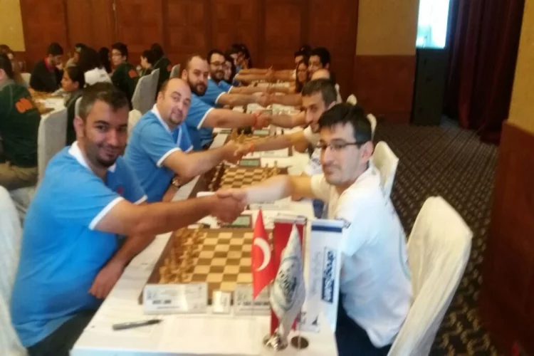 Yalova Belediyespor Kulübü Satranç Takımından Büyük Başarı