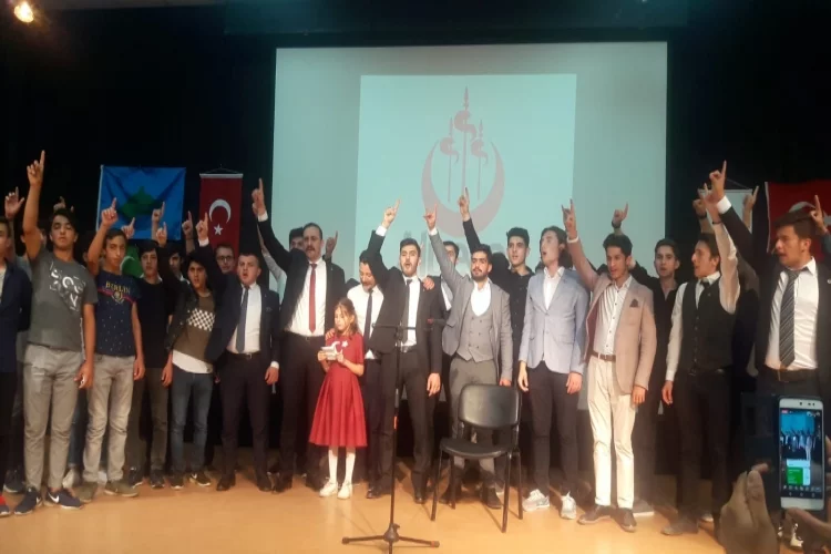 Alperenler İstanbul’un Fethini Kutladı