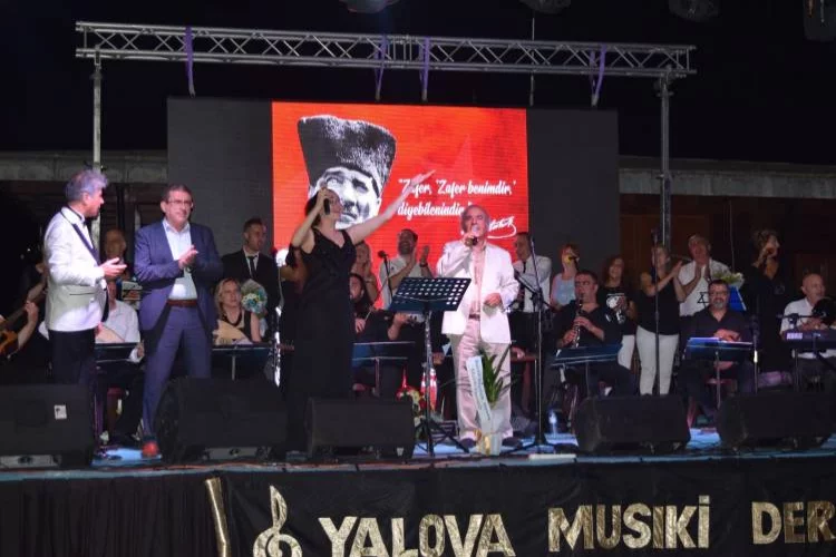 Armutlu’da Türk Sanat Müziği Ziyafeti