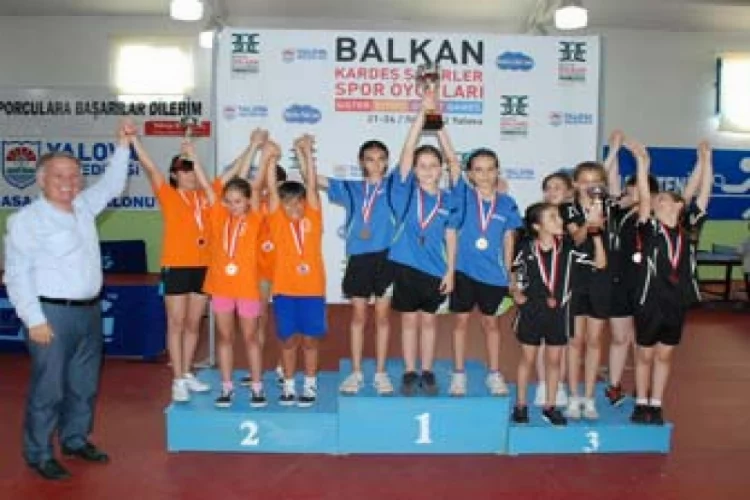 Balkan Kardeş Şehirler Spor Oyunları Sona Erdi