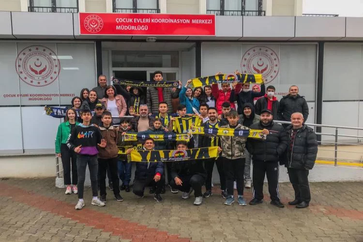 Fenerbahçe - Shakhtar Donetsk Maçını İzledi