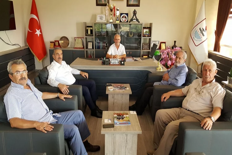 Öztabak, Kadıköy Belediyesini Ziyaret Etti
