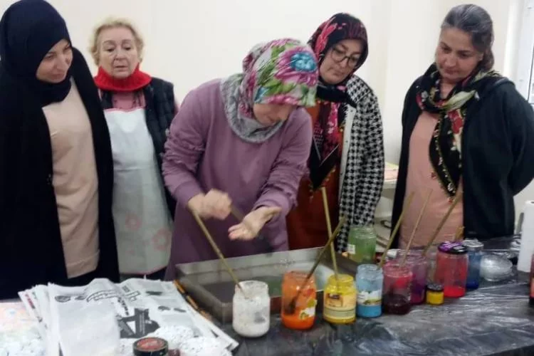 Şenköylü Kadınların Ebru Heyecanı