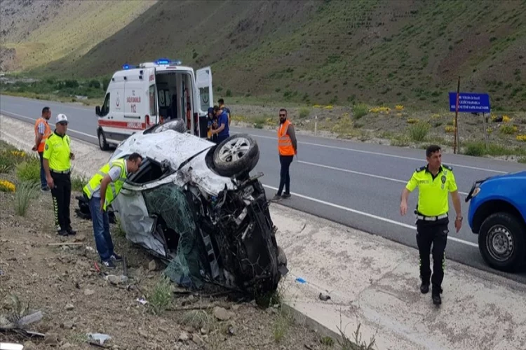 Yalova’da Trafik Kazası: 2 Ölü, 3 Yaralı  