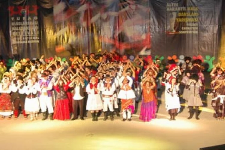 Tufag Halk Dansları Festivaline 13 Ülke Katılacak