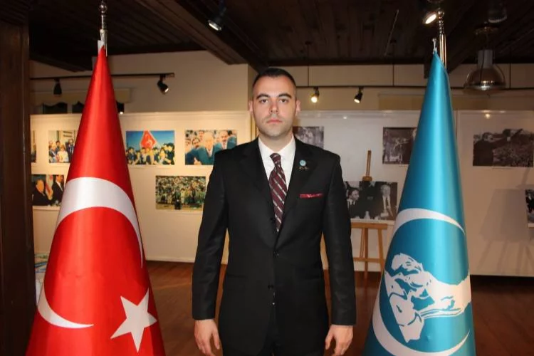 “Türk'ü Ve Atatürk’ü Silemeyeceksiniz”