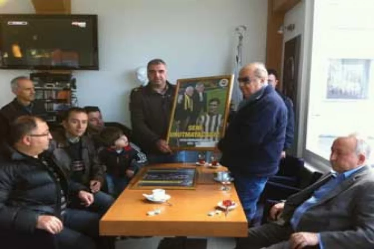 Yalova Fenerbahçeliler Derneğine Çanakkale Jesti